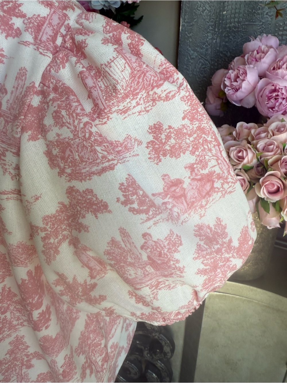 CeCe Cream and Pink Toile Puff Sleeve Top - Picture 7 of 8